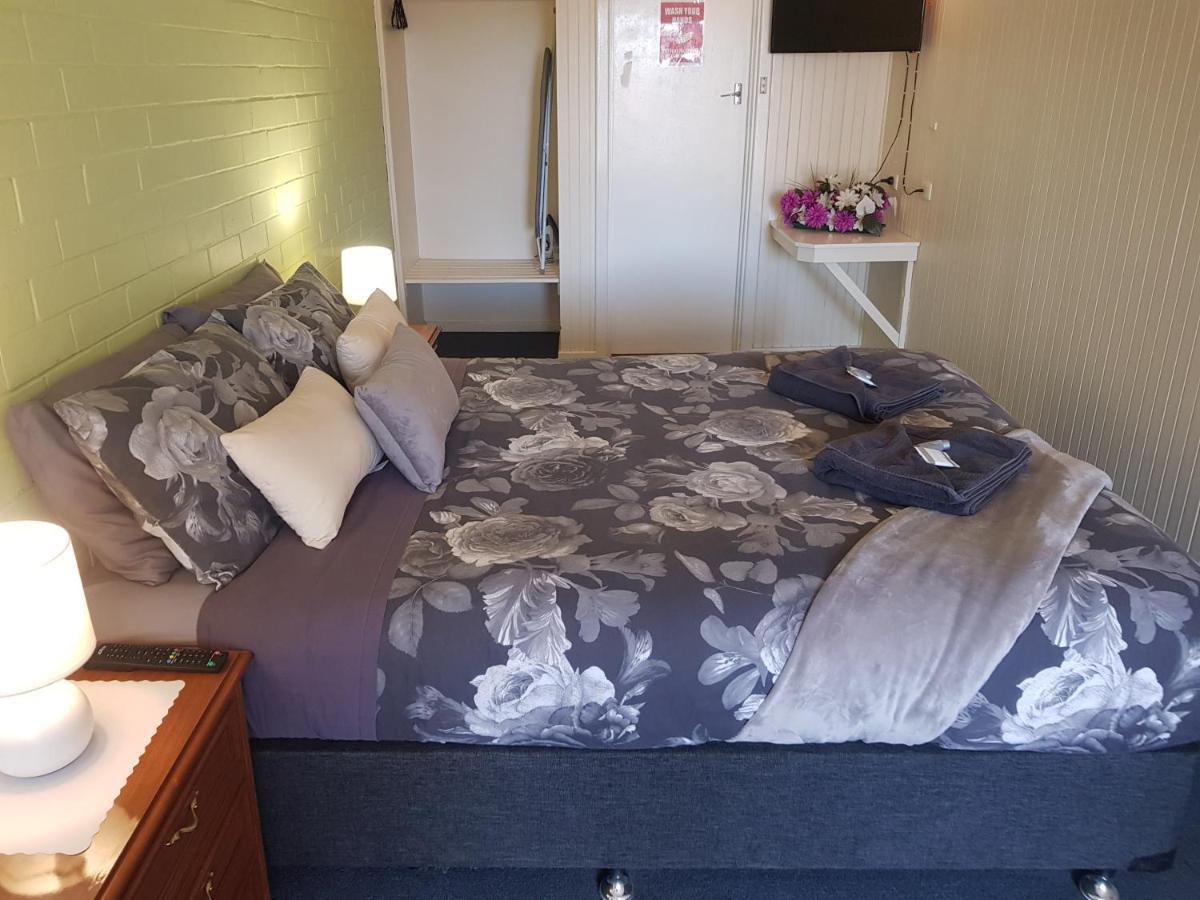 Whyalla Country Inn Motel Extérieur photo