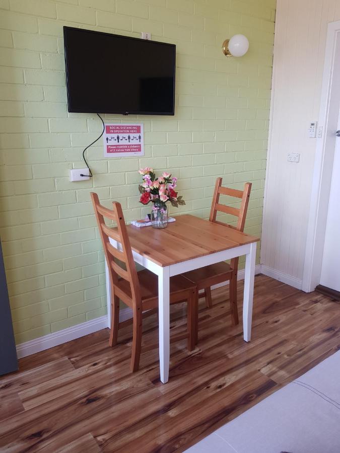 Whyalla Country Inn Motel Extérieur photo
