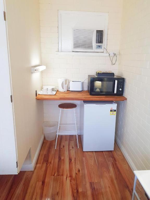 Whyalla Country Inn Motel Extérieur photo