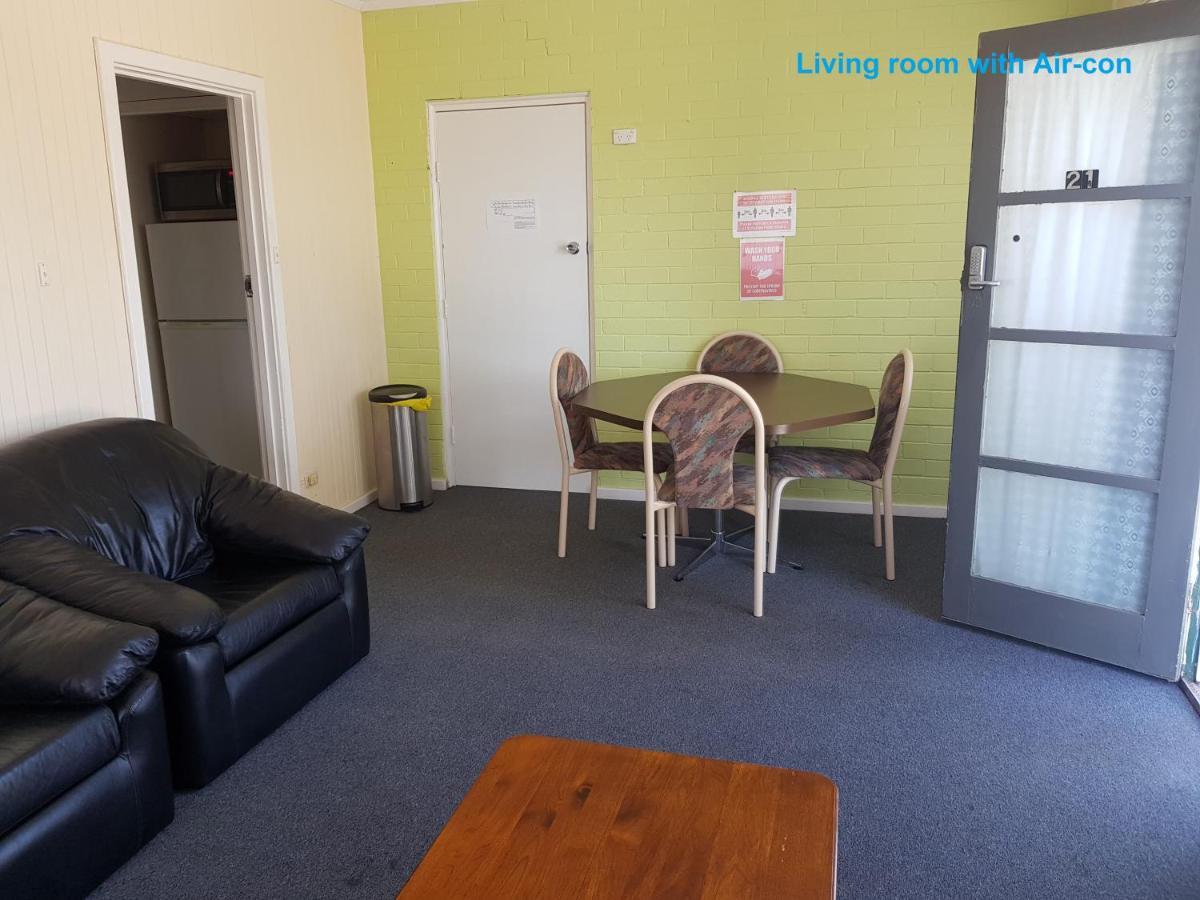 Whyalla Country Inn Motel Extérieur photo