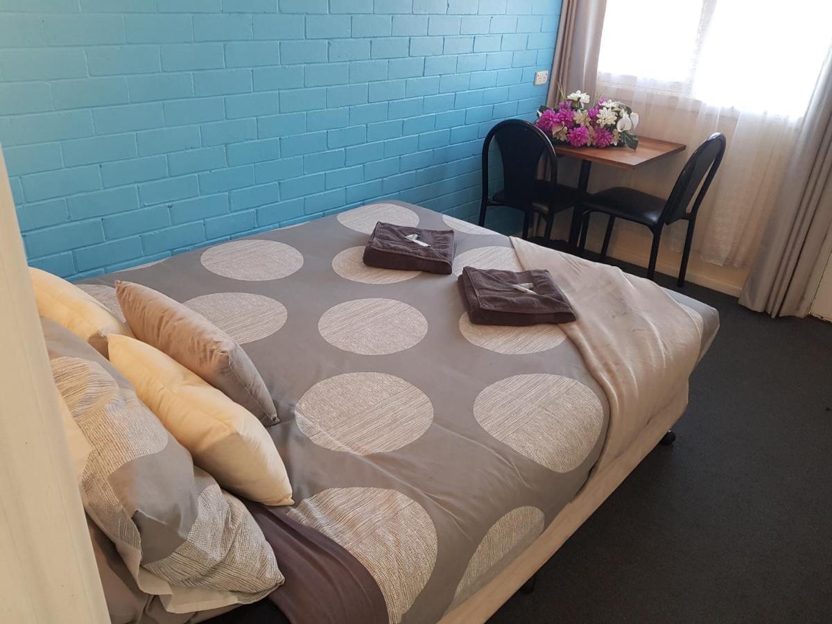 Whyalla Country Inn Motel Extérieur photo
